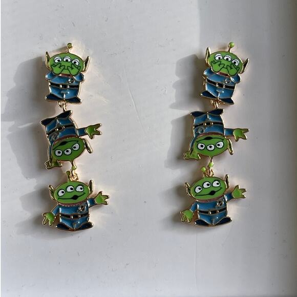 Disney Pixar BaubleBar Toy Story Alien Stack Earring Triple Dangle Set Green NEW - Picture 2 of 7